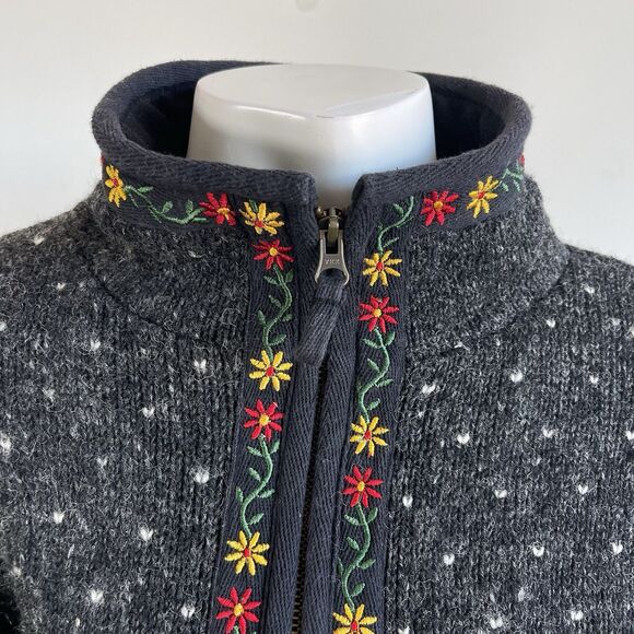 Laundromat Wool Cardigan Sweater Warm Fleece Lining Womens S Hand Made in Nepal - Picture 9 of 16